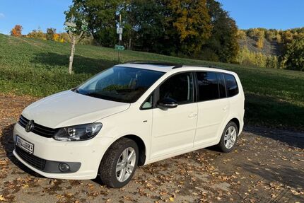 VW Touran 178.000 km 8.299 &euro; Lehesten 07349