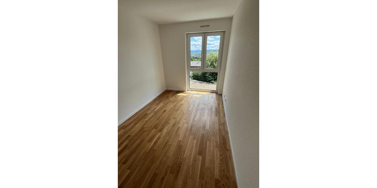 Reihenhaus Bad Säckingen - 5.5 Zimmer, 150 m&sup2;, 2.300&euro; | Angebot:24536032