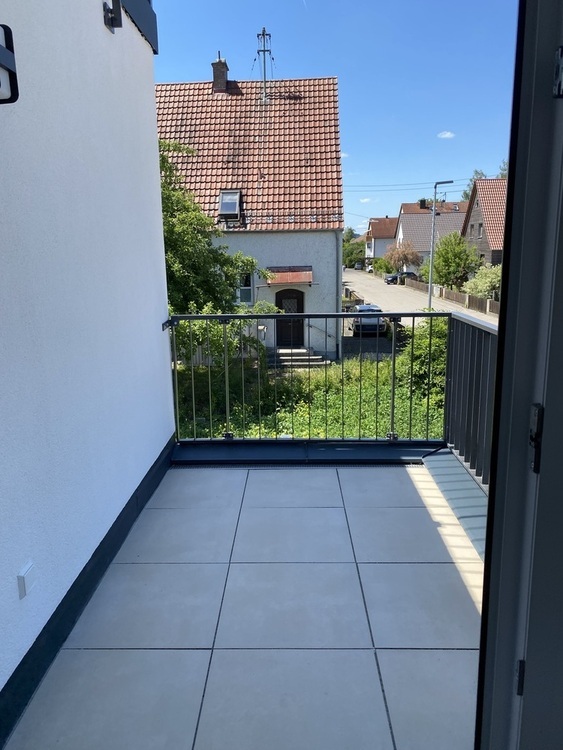 Moderne 3-Zimmerwohnung mit sonniger Terrasse und viel Tageslicht zimmer
