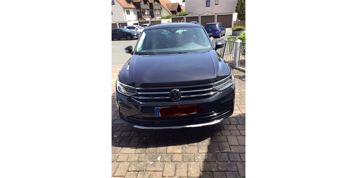 VW Tiguan 77.000 km 24.750 &euro; Markt Erlbach 91459