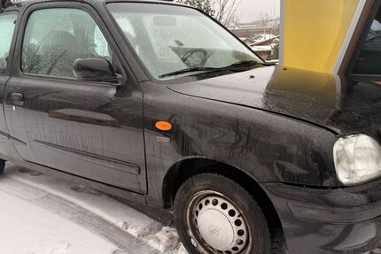 Nissan Micra 128.000 km 1.500 &euro; Dillingen 66763