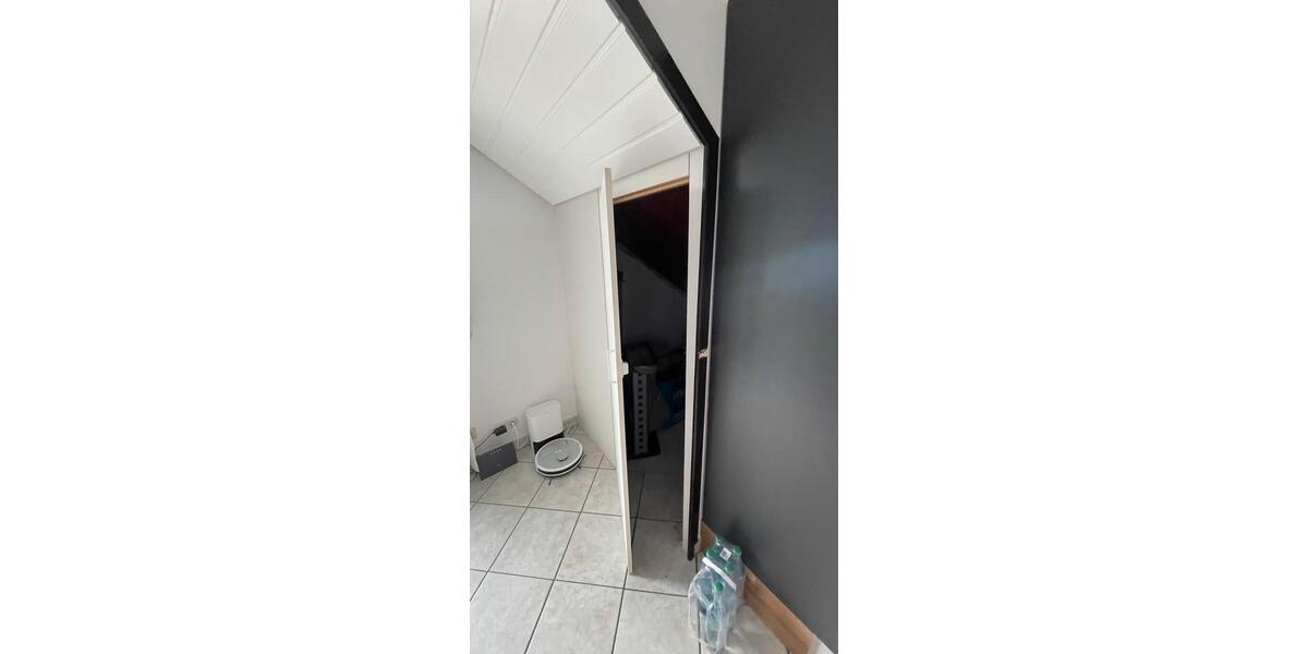 Dachgeschoßwohnung Giengen an der Brenz - 3 Zimmer, 80 m&sup2;, 950&euro; | Angebot:26286481