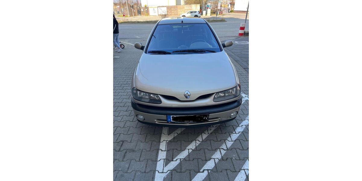 Renault Laguna 100.871 km 3.900 &euro; Stockdorf 82131
