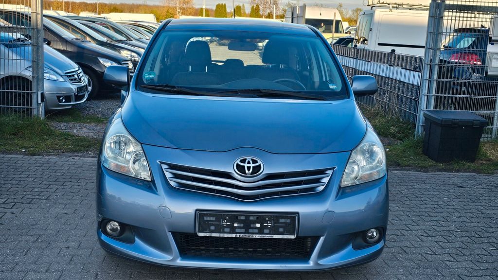 Toyota Verso 146.333 km 7.499 &euro; Dietzenbach 63128