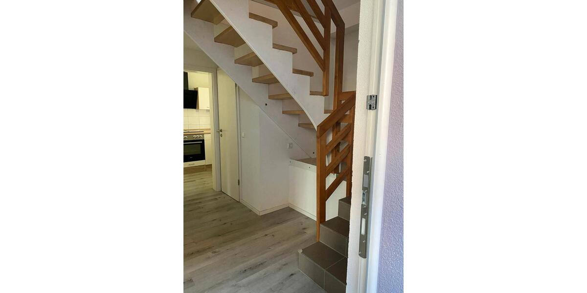 Etagenwohnung Rottenburg am Neckar - 4 Zimmer, 60 m&sup2;, 700&euro; | Angebot:25942981