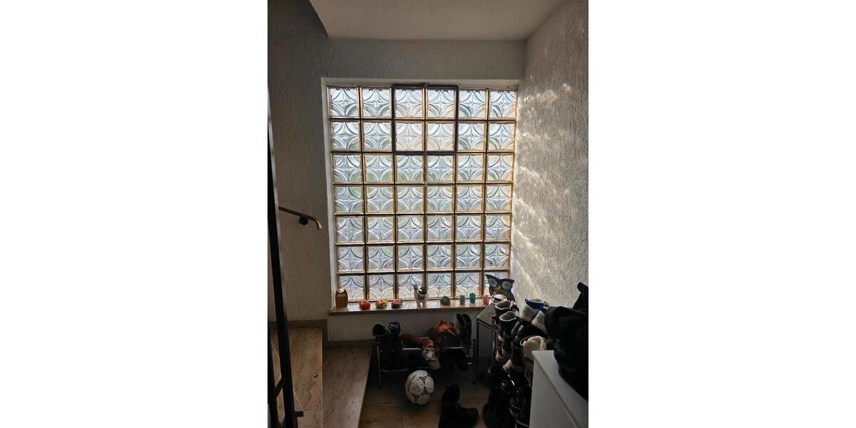 Reihenhaus Essen Stadtbezirk VI - 7 Zimmer, 220 m&sup2;, 650.000&euro; | Angebot:26339815