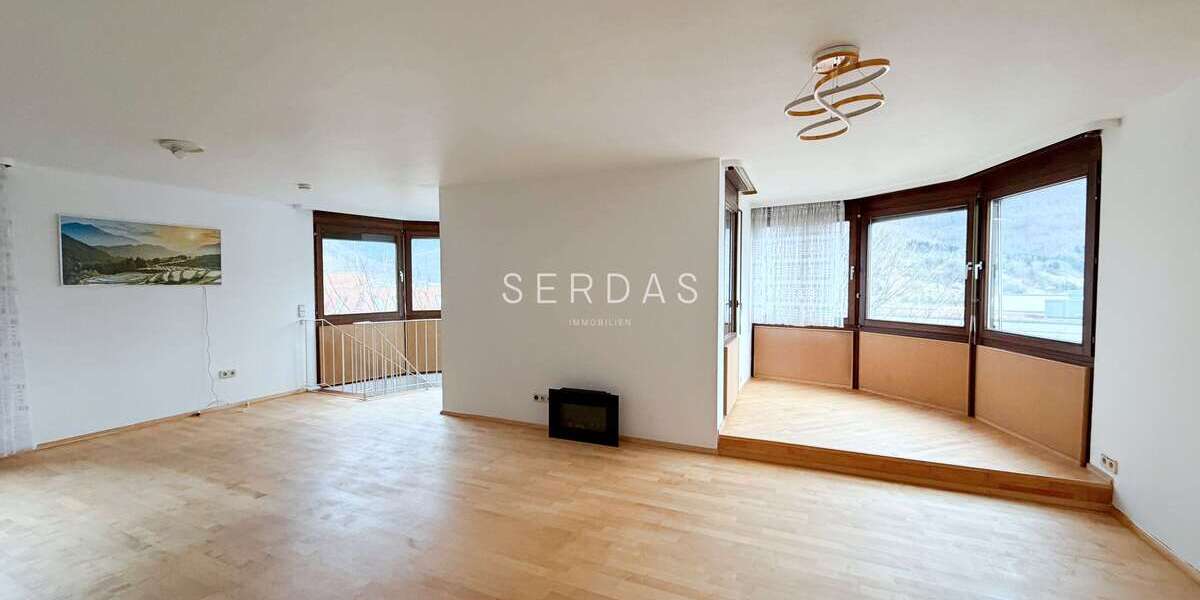 Wohnung zum Kaufen in Bad Urach 264.000 € 116 m² - Etagenwohnung Bad Urach | Angebot:24933094