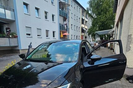 Seat Leon 195.035 km 4.699 &euro; Rosenheim 83024