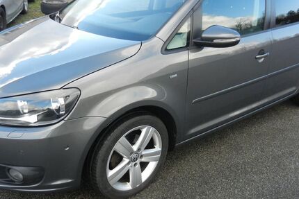 VW Touran 207.300 km 7.400 &euro; Regensburg 93057