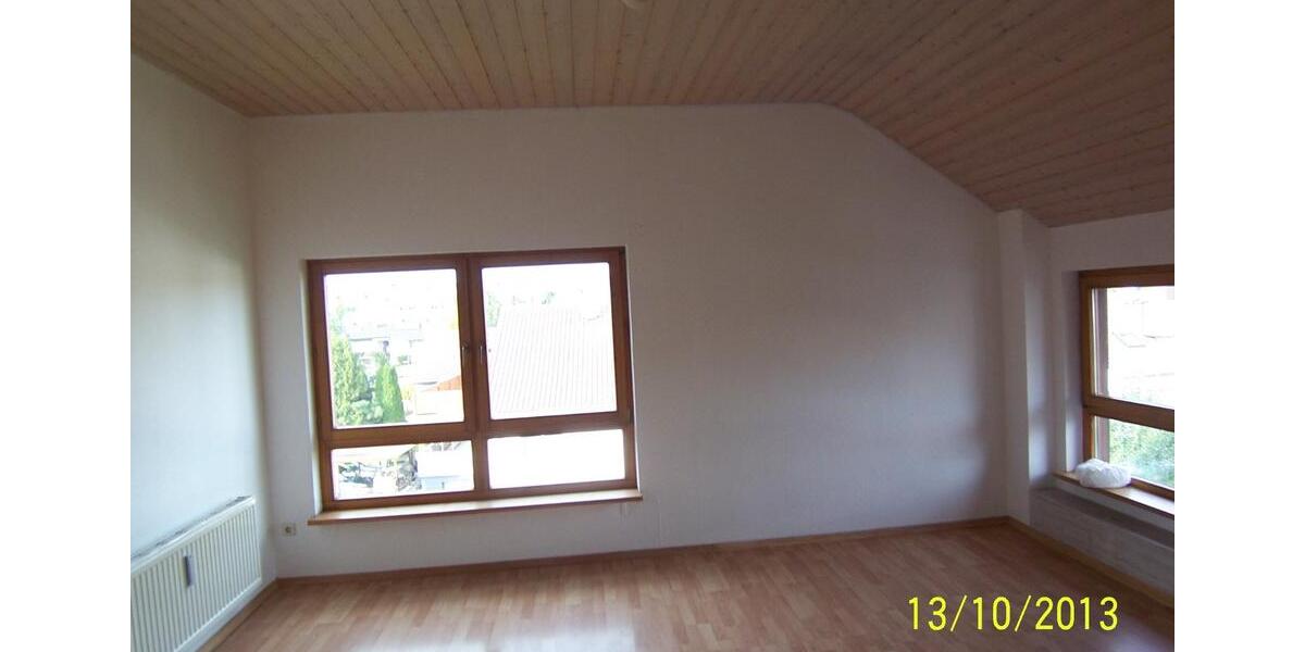 Großzügige 4 Zi-Whg im DG, Ergenzingen 4 zimmer