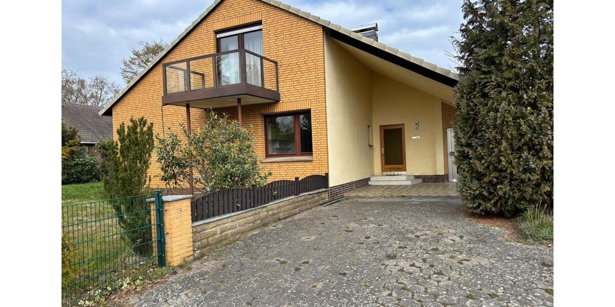 Einfamilienhaus Espelkamp - 6 Zimmer, 128 m&sup2;, 280.000&euro; | Angebot:26577886