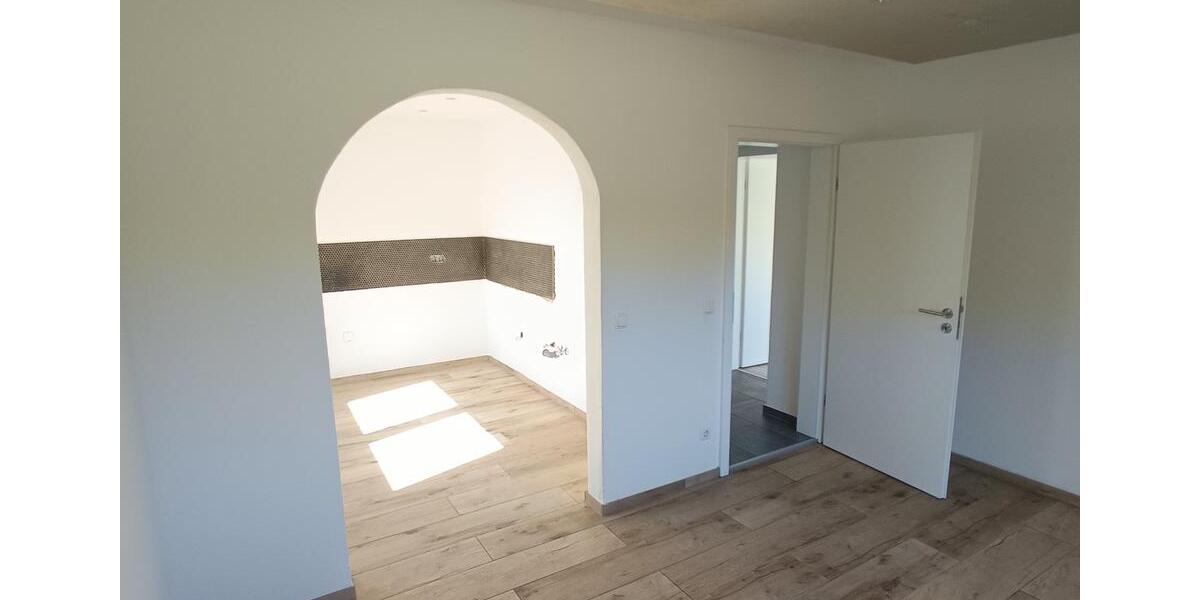 Einfamilienhaus Landau an der Isar - 6 Zimmer, 150 m&sup2;, 1.480&euro; | Angebot:26432104