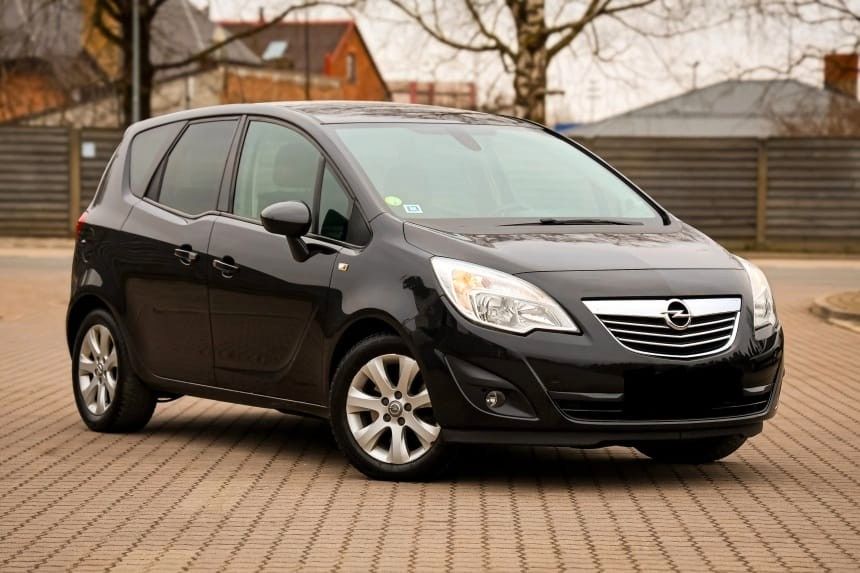 Opel Meriva 90.000 km 5.990 &euro; kiel 24103