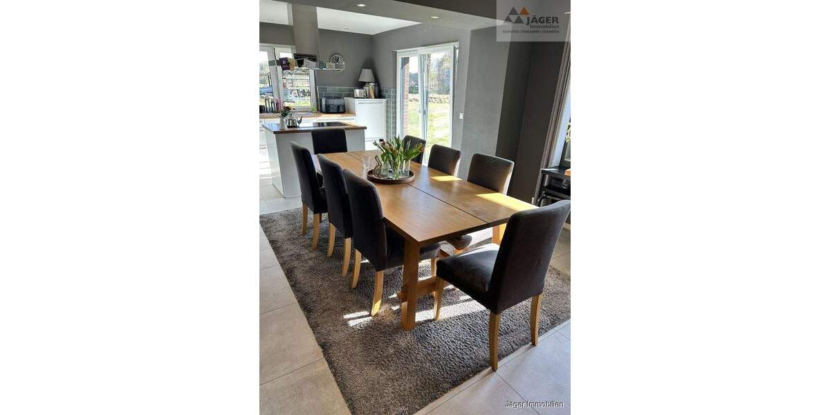 Mehrfamilienhaus, Wohnhaus Hude (Oldenburg) / Nordenholz Vielstedt - 7 Zimmer, 261 m&sup2;, 657.800&euro; | Angebot:24530343