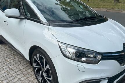 Renault Scenic 119.000 km 11.800 € Berlin 13403