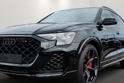 Audi RSQ8 2.000 km 179.890 &euro; Wittlich 54516
