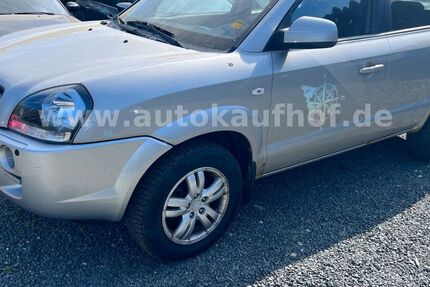 Hyundai TUCSON 155.600 km 1.490 &euro; Neuensalz - Mechelgrün 08541