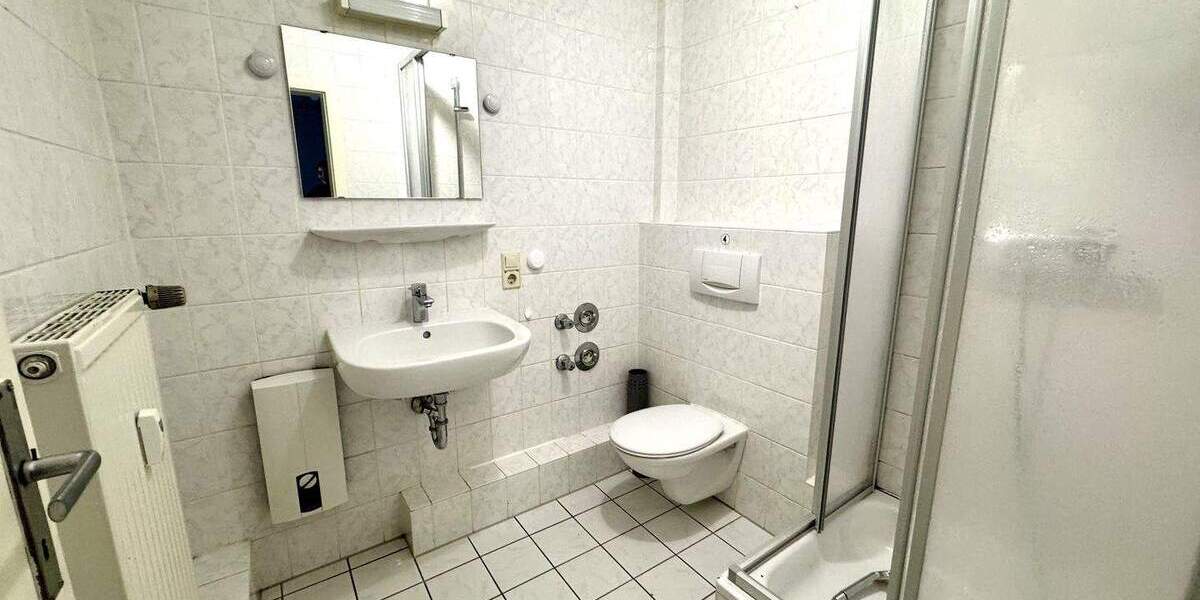 Etagenwohnung Kaiserslautern Innenstadt - 2 Zimmer, 41 m&sup2;, 390&euro; | Angebot:25473725