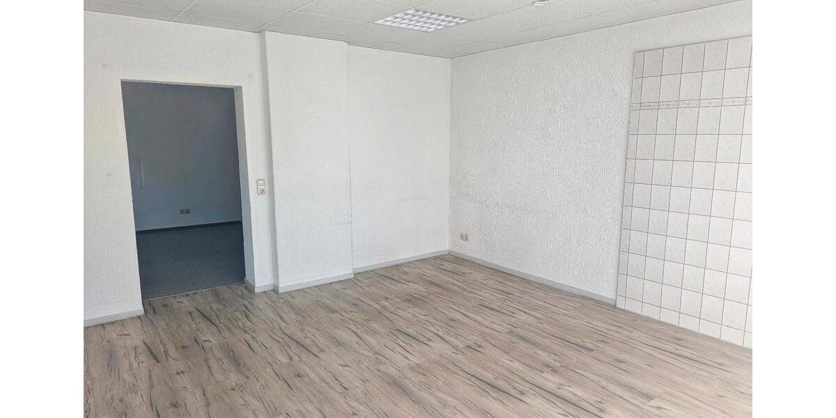 Hochparterre Ortrand - 2 Zimmer, 32 m&sup2;, 190&euro; | Angebot:26400384