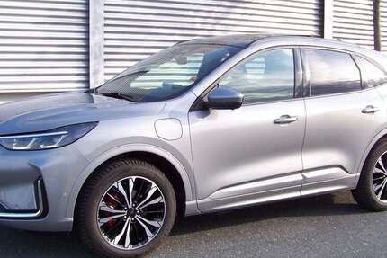 Ford Kuga 8.500 km 38.980 &euro; Nürnberg 90455