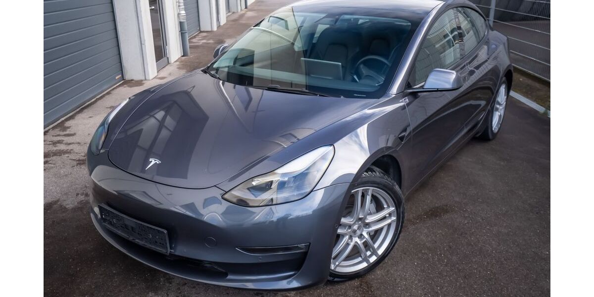 Tesla Model 3 122.100 km 23.400 &euro; Friedberg 86316