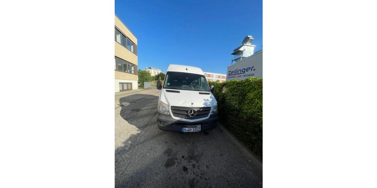 Mercedes-Benz Sprinter 365.000 km 6.499 € München 81249