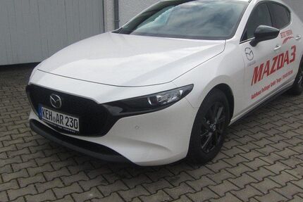 Mazda 3 2.213 km 25.990 &euro; Teugn 93356