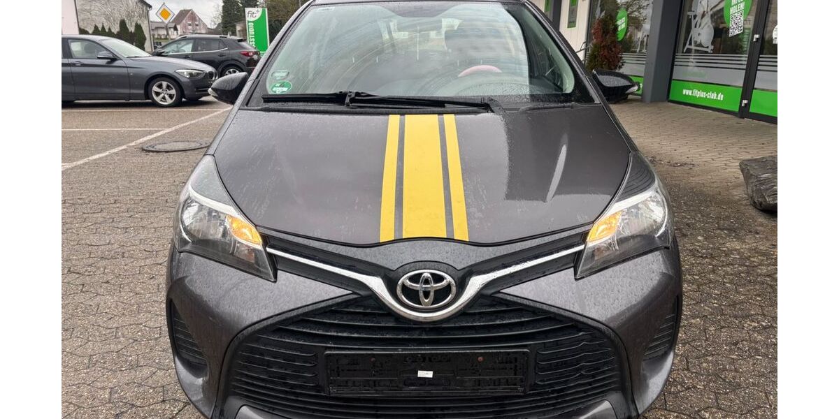 Toyota Yaris 83.500 km 8.490 &euro; Nohfelden O.t. Wolfersweiler 66625