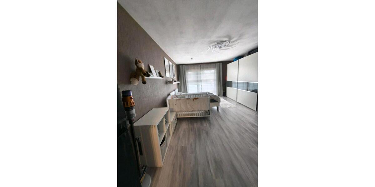 Etagenwohnung Altenkirchen (Westerwald) - 3 Zimmer, 100 m&sup2;, 245.000&euro; | Angebot:27071236