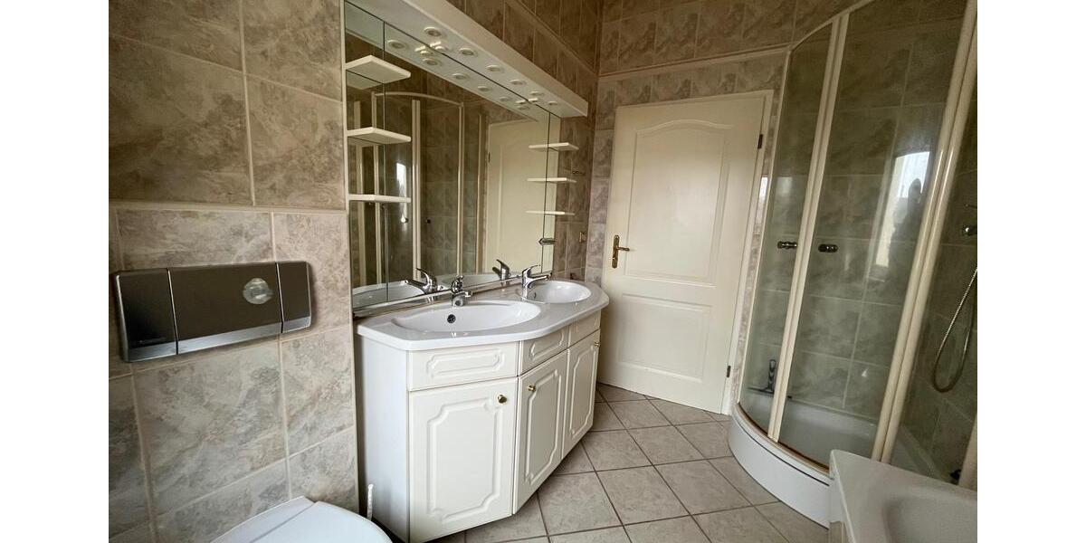 Etagenwohnung Burg - 3 Zimmer, 80 m&sup2;, 520&euro; | Angebot:25499240