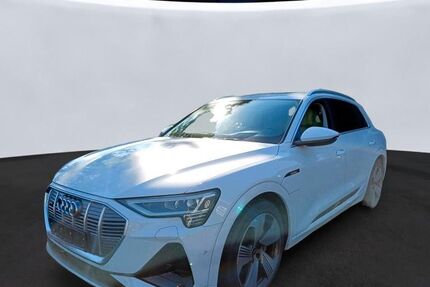 Audi e-tron 53.855 km 35.950 &euro; Salzgitter 38259