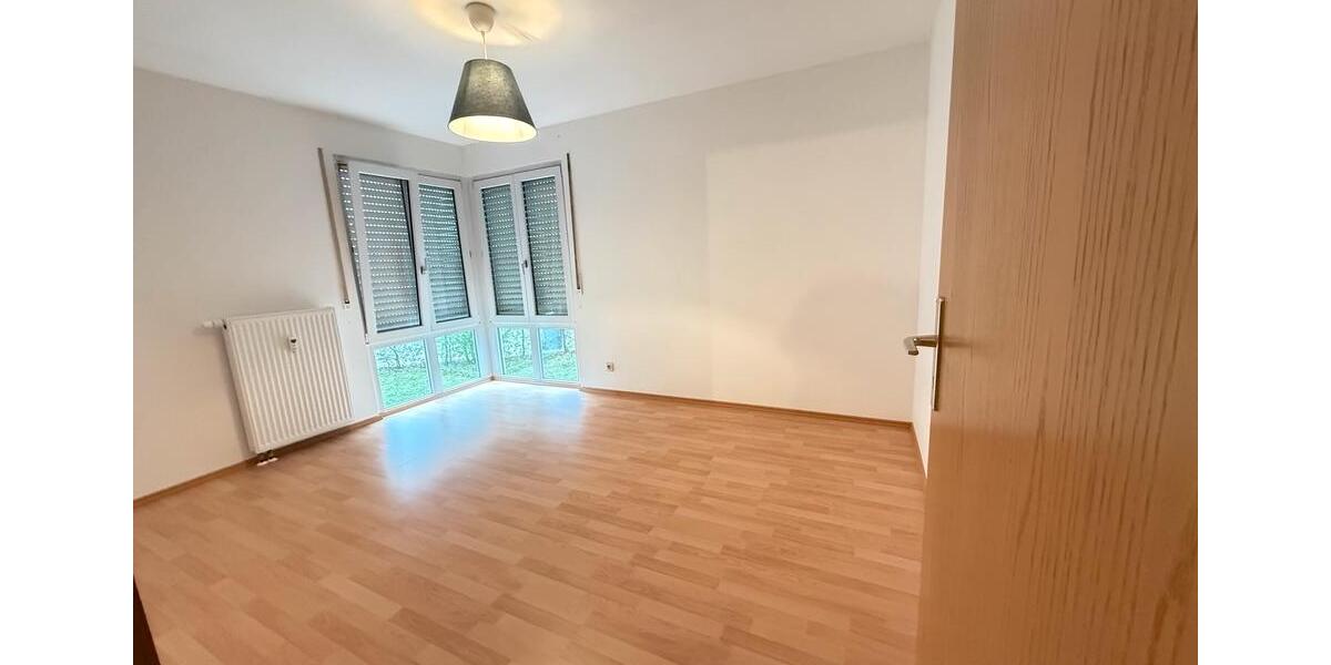 Erdgeschoßwohnung Dinkelsbühl - 3 Zimmer, 74 m&sup2;, 1.105&euro; | Angebot:26409165