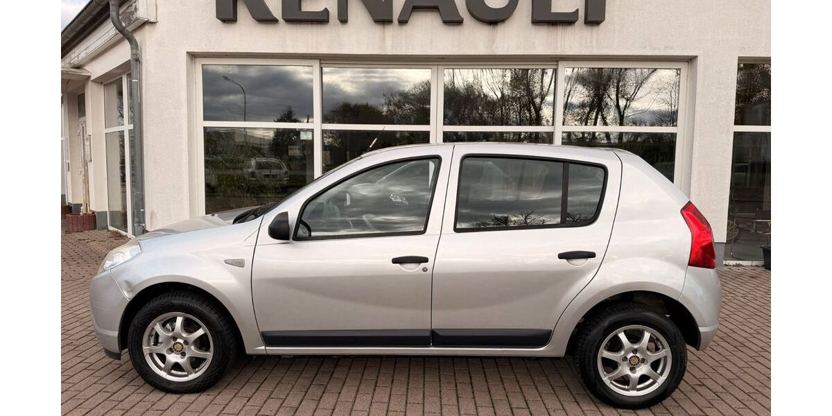 Dacia Sandero 173.322 km 1.999 € Sömmerda 99610