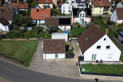 Attraktives Baugrundstück in guter Lage von Kist mit sehr guter Verkehrsanbindung zimmer