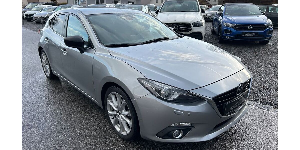 Mazda 3 79.000 km 9.890 &euro; Roding 93426