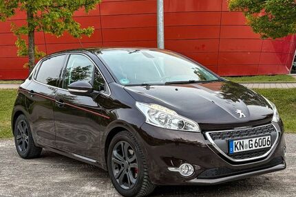 Peugeot 208 89.200 km 6.400 &euro; Tengen 78250