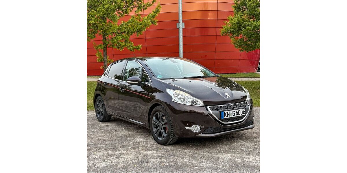 Peugeot 208 89.200 km 6.500 &euro; Tengen 78250