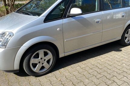 Opel Meriva 98.000 km 2.250 &euro; Gütersloh 33334
