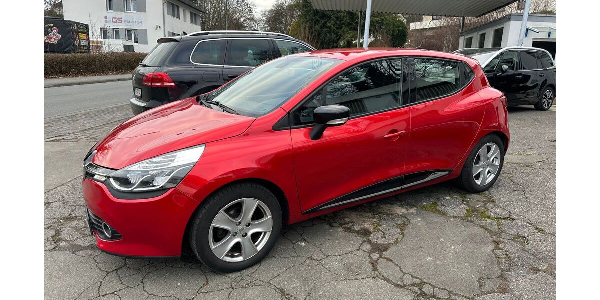 Renault Clio 126.800 km 4.950 &euro; Siegen 57078