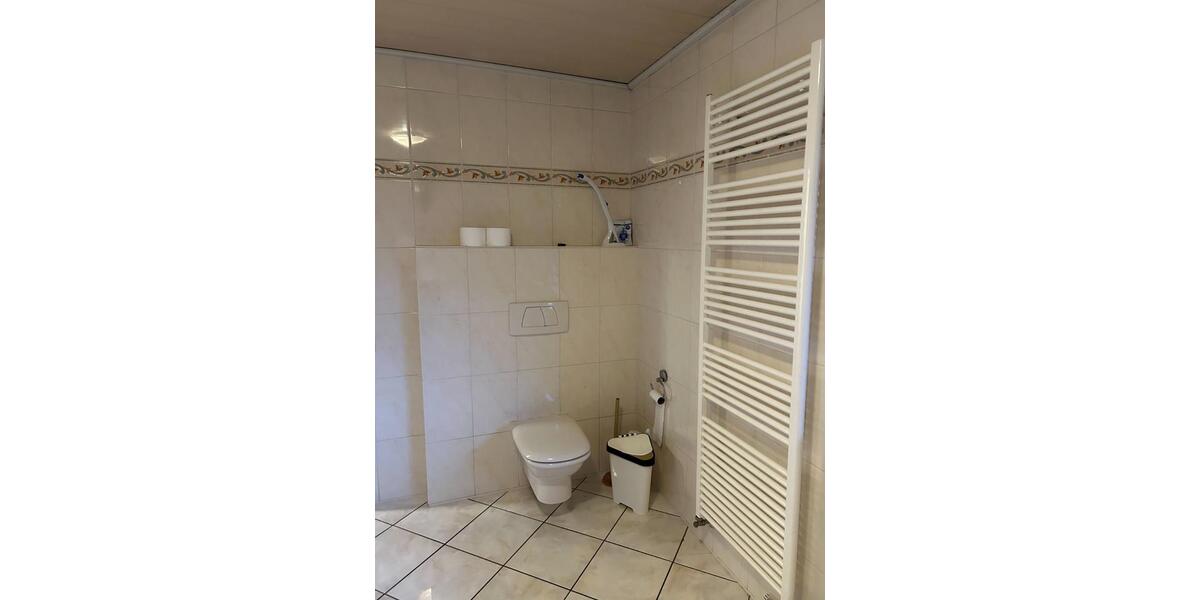 Geräumiges Haus mit Innenhof und Nebengebäuden in GangeltStahe zimmer