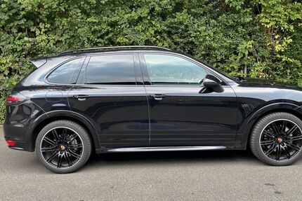 Porsche Cayenne 99.000 km 37.600 &euro; Schwelm 58332