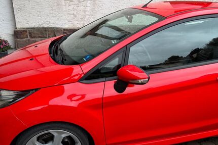 Ford Fiesta 115.000 km 9.250 &euro; Beverungen 37688