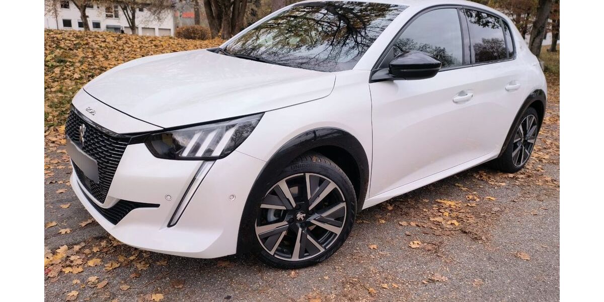 Peugeot 208 79.500 km 12.900 &euro; Plochingen 73207