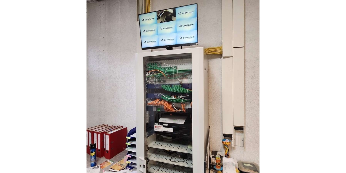 Interessante Gewerbeeinheit mit 3 Lädengeschäften in der Homburger Innenstadt (teilvermietet) - Gewerbeobjekt Homburg | Angebot:27131044