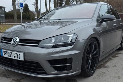 VW Golf 104.000 km 26.500 &euro; Osterrönfeld 24783