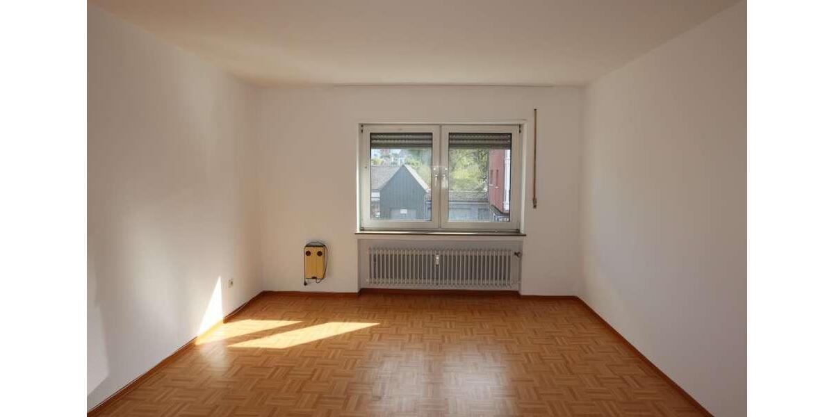 Etagenwohnung Hillesheim - 3 Zimmer, 84 m&sup2;, 600&euro; | Angebot:26313349