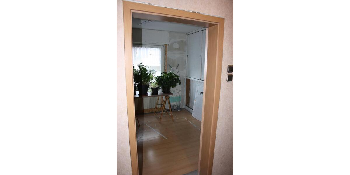 Doppelhaushälfte Warstein - 5 Zimmer, 128 m&sup2;, 120.000&euro; | Angebot:25299496