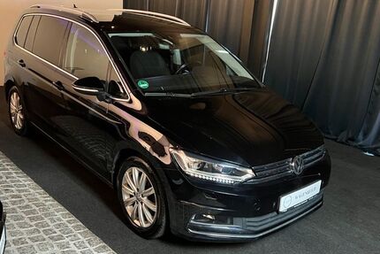 VW Touran 162.500 km 16.990 &euro; Schapen 48480