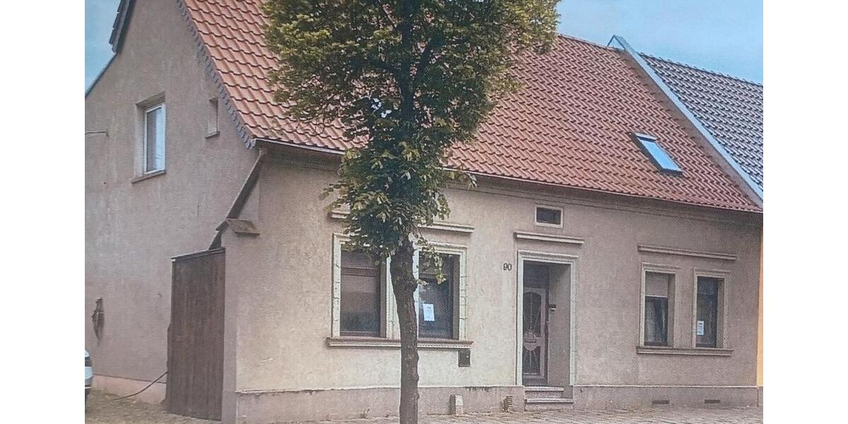 Einfamilienhaus Calbe (Saale) - 7 Zimmer, 130 m&sup2;, 49.500&euro; | Angebot:27622360