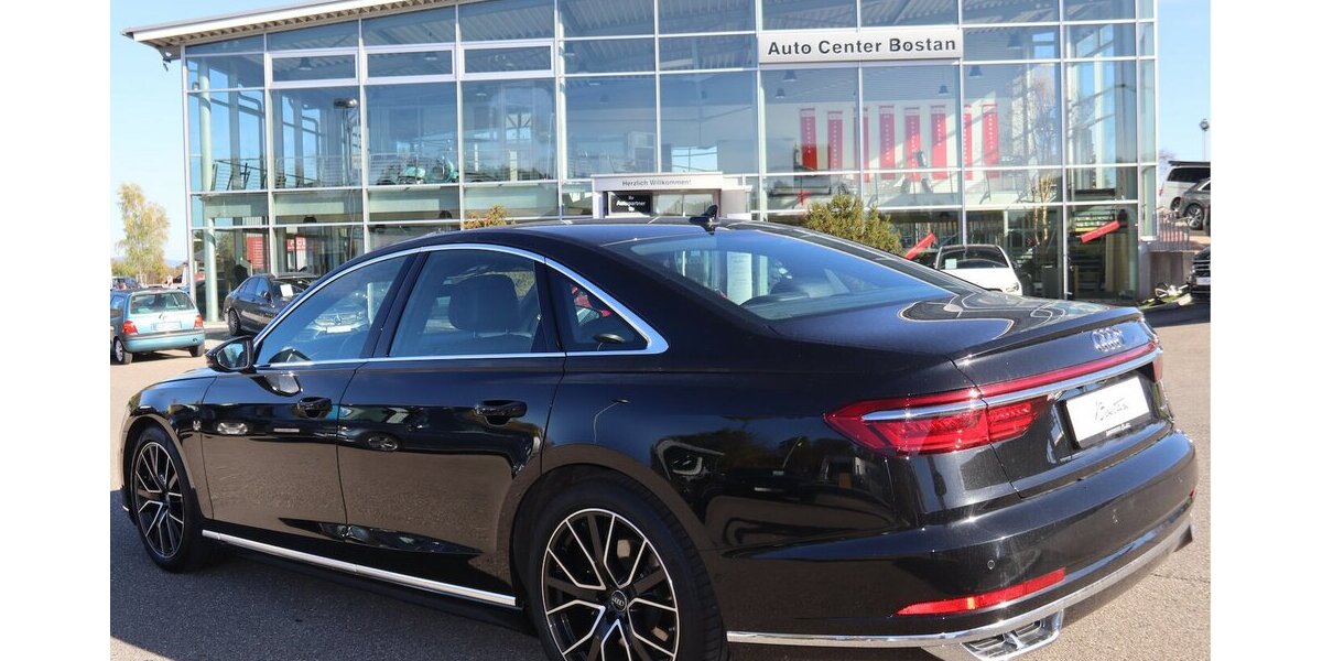 Audi A8 50 TDI/LEDER/PANORAMA/HEAD UP/BANG & OLUFSEN 58.000 km 51.900 &euro; Villingen-Schwenningen 78054